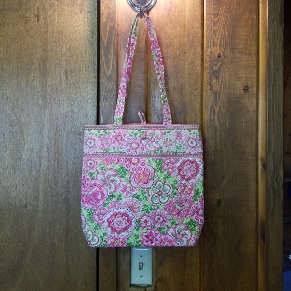 Vera Bradley tote bag